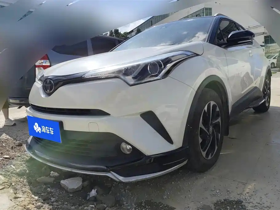 TOYOTA IZOA 2018