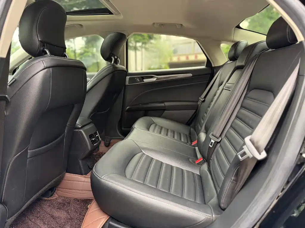 FORD MONDEO 2018