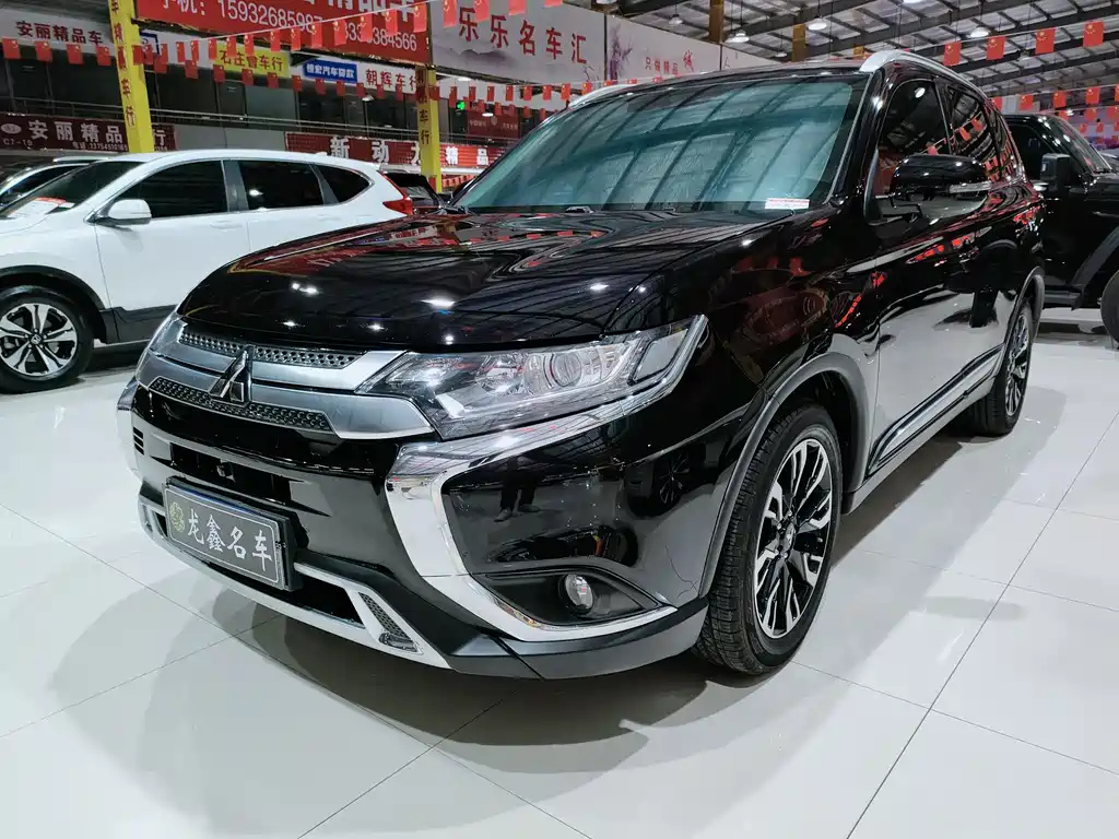 MITSUBISHI OUTLANDER 2019