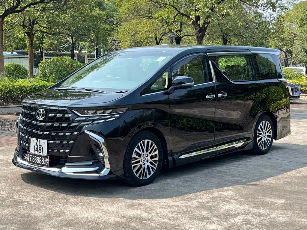 TOYOTA ALPHARD 2018