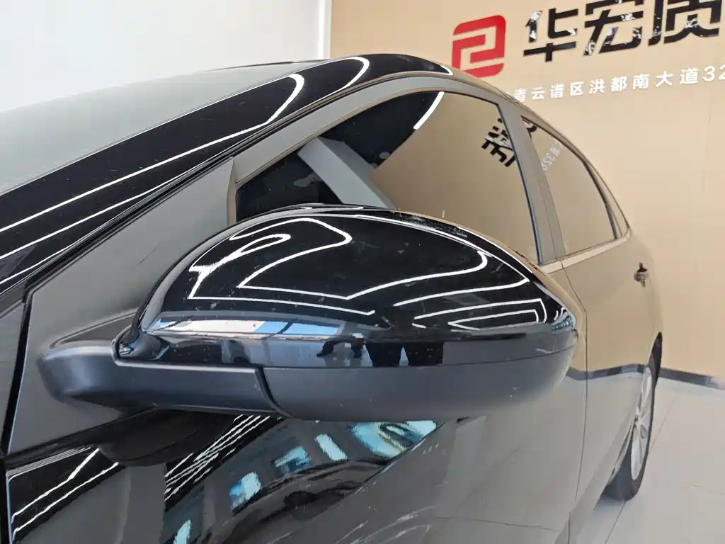 CHEVROLET CRUZE 2020