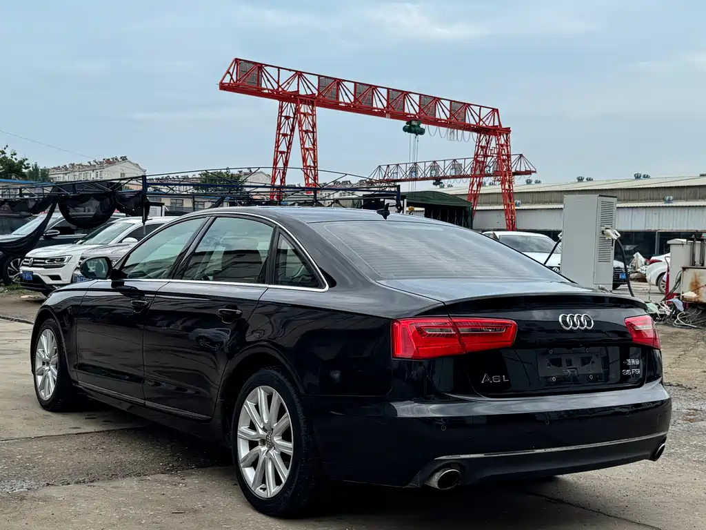 AUDI A6L 2015