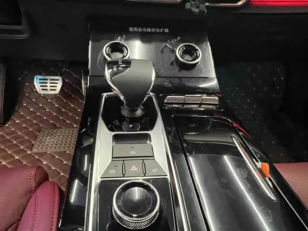 JETOUR X70 PLUS 2023