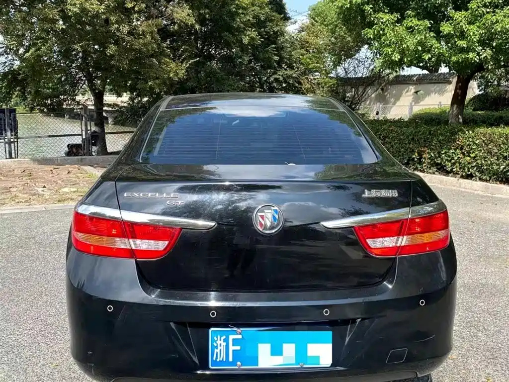 BUICK EXCELLE 2011