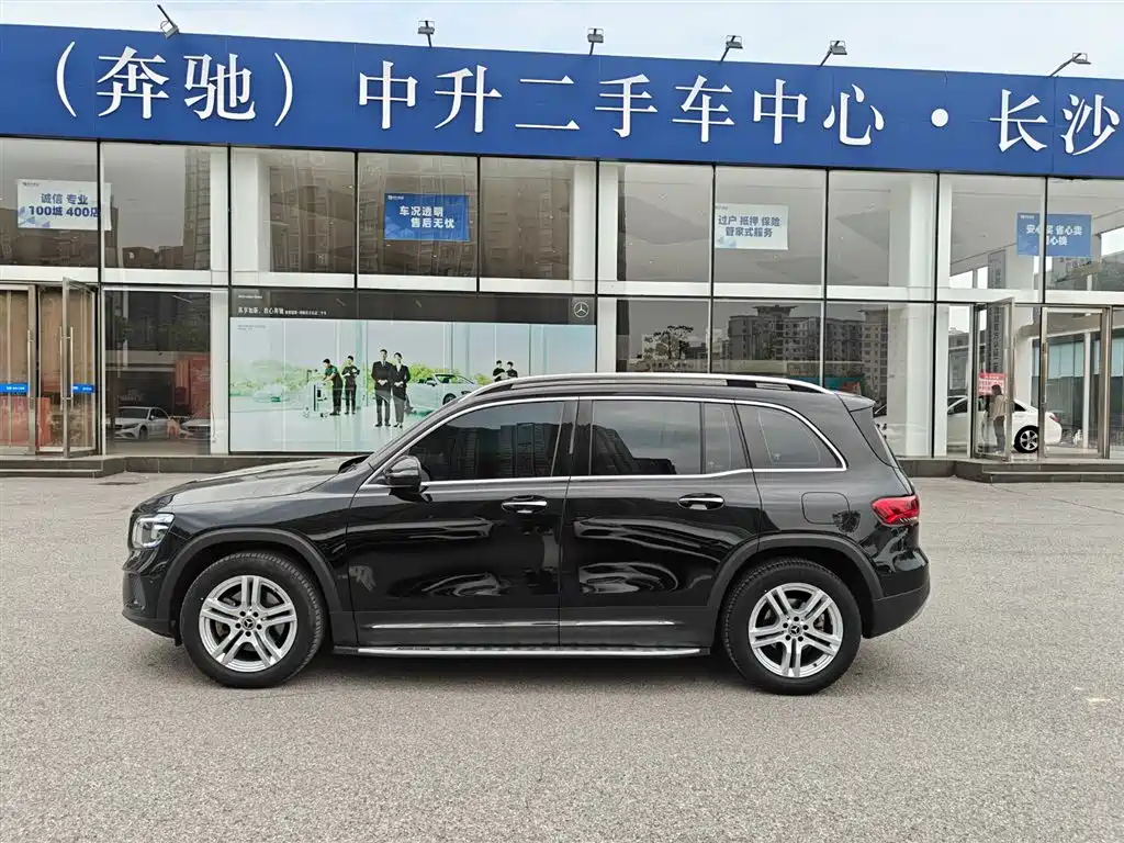 MERCEDES BENZ GLB 2022