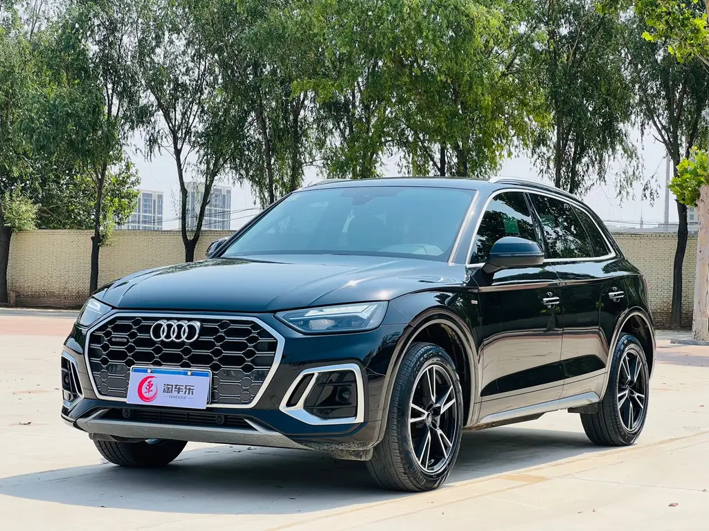 AUDI Q5L 2021
