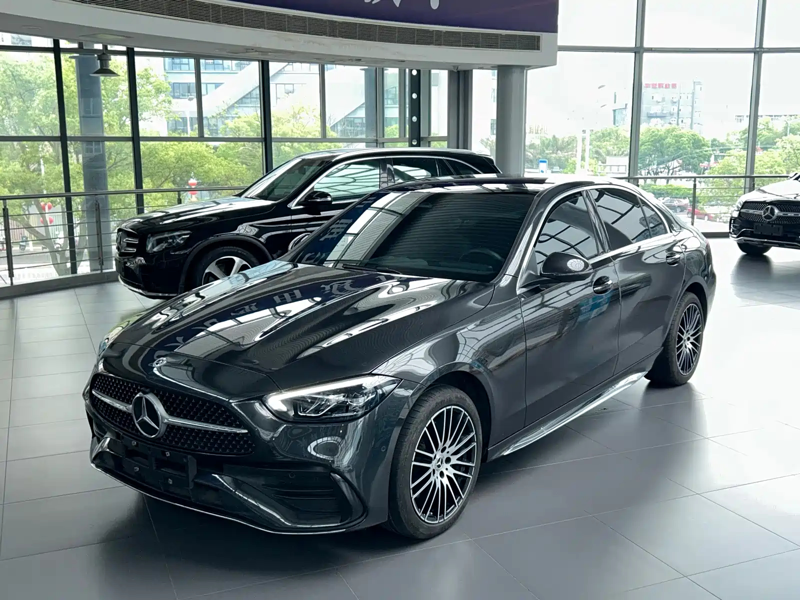 MERCEDES BENZ C-CLASS 2024