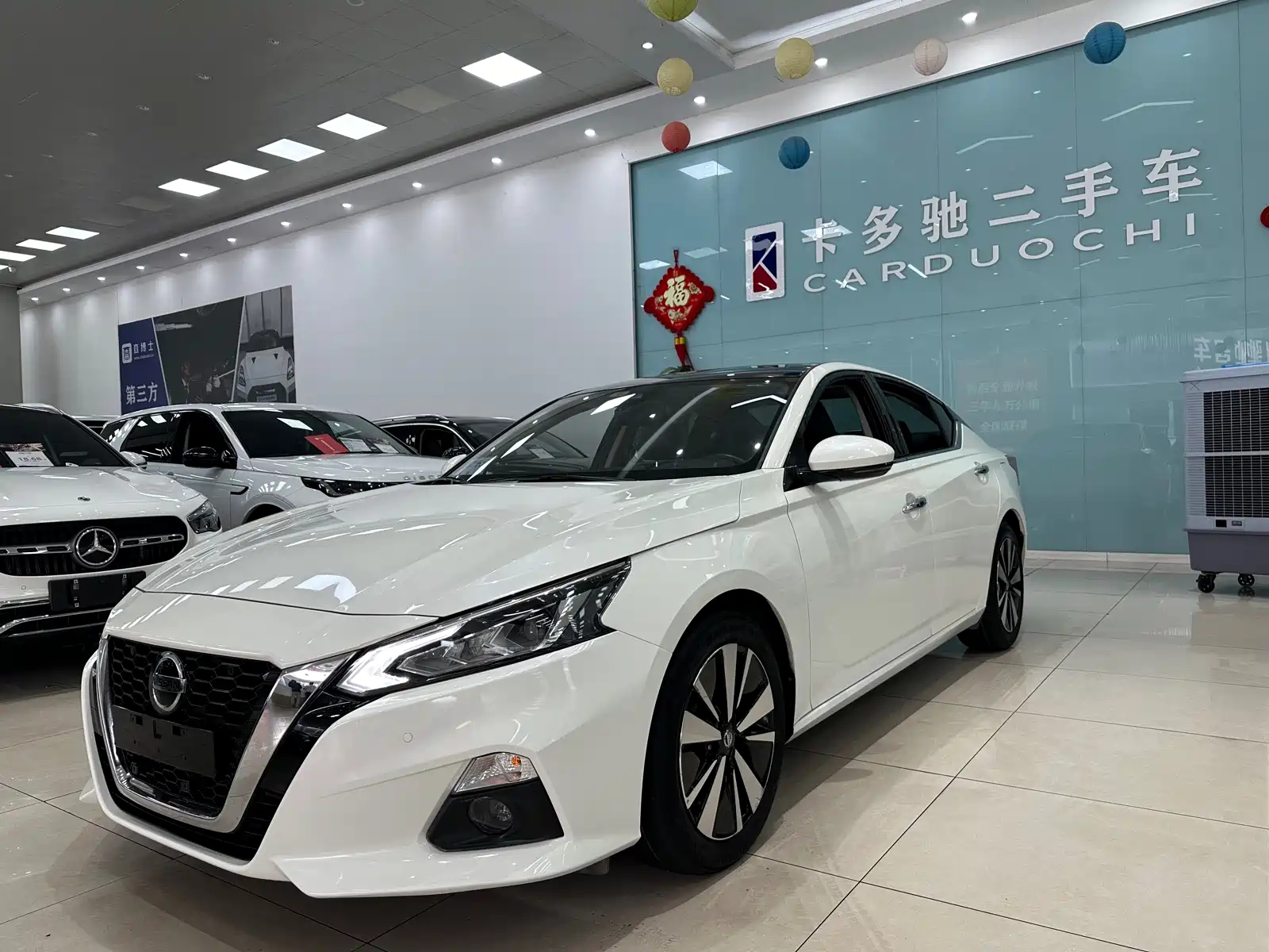 NISSAN TEANA 2020
