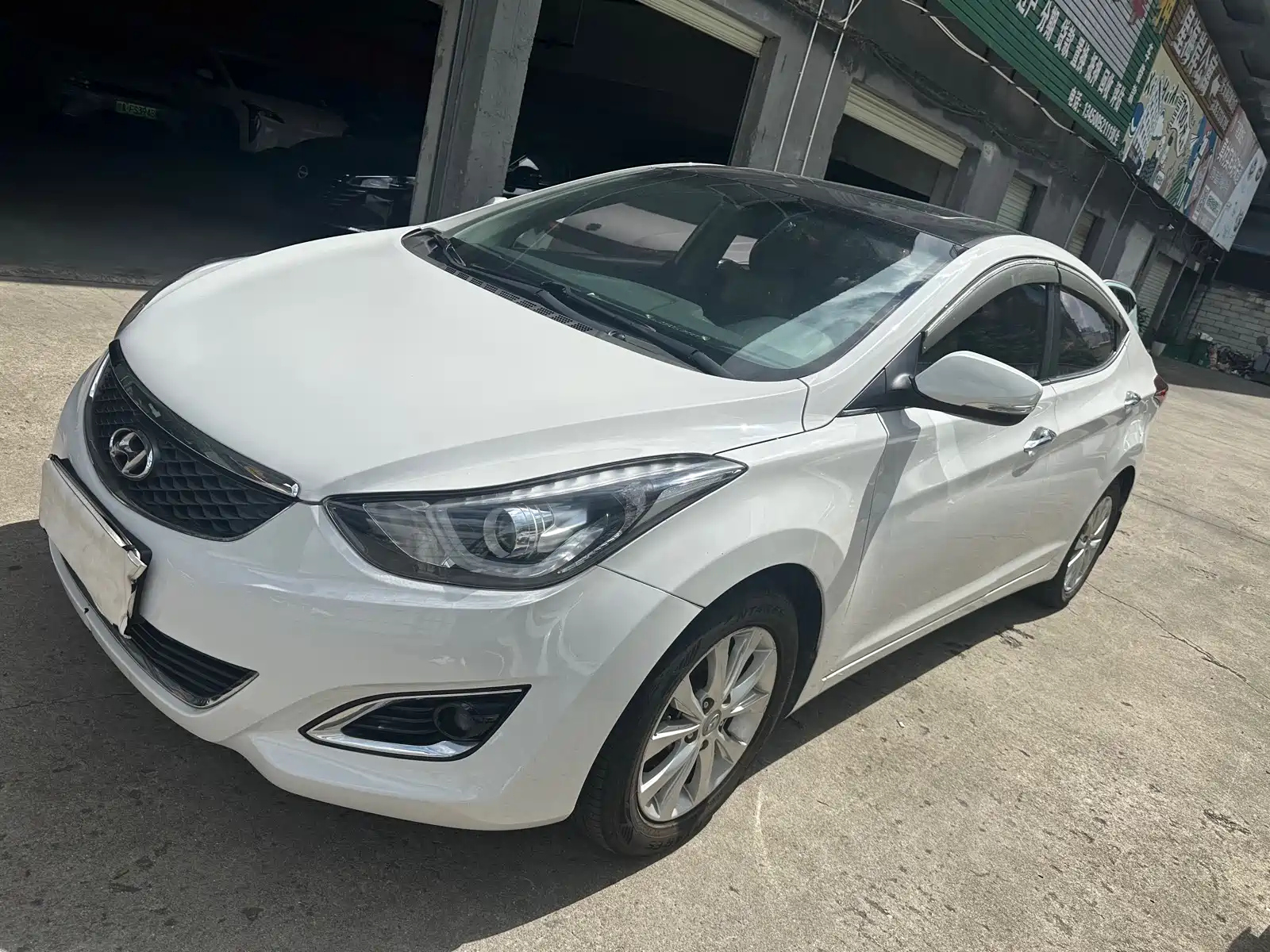 HYUNDAI ELANTRA 2016