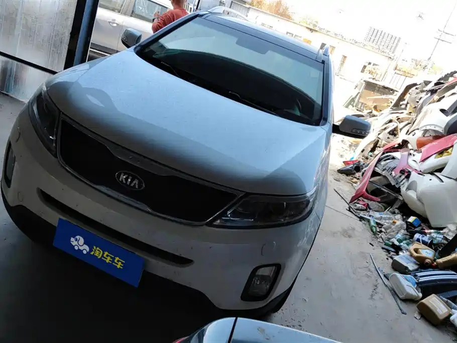 KIA SORENTO