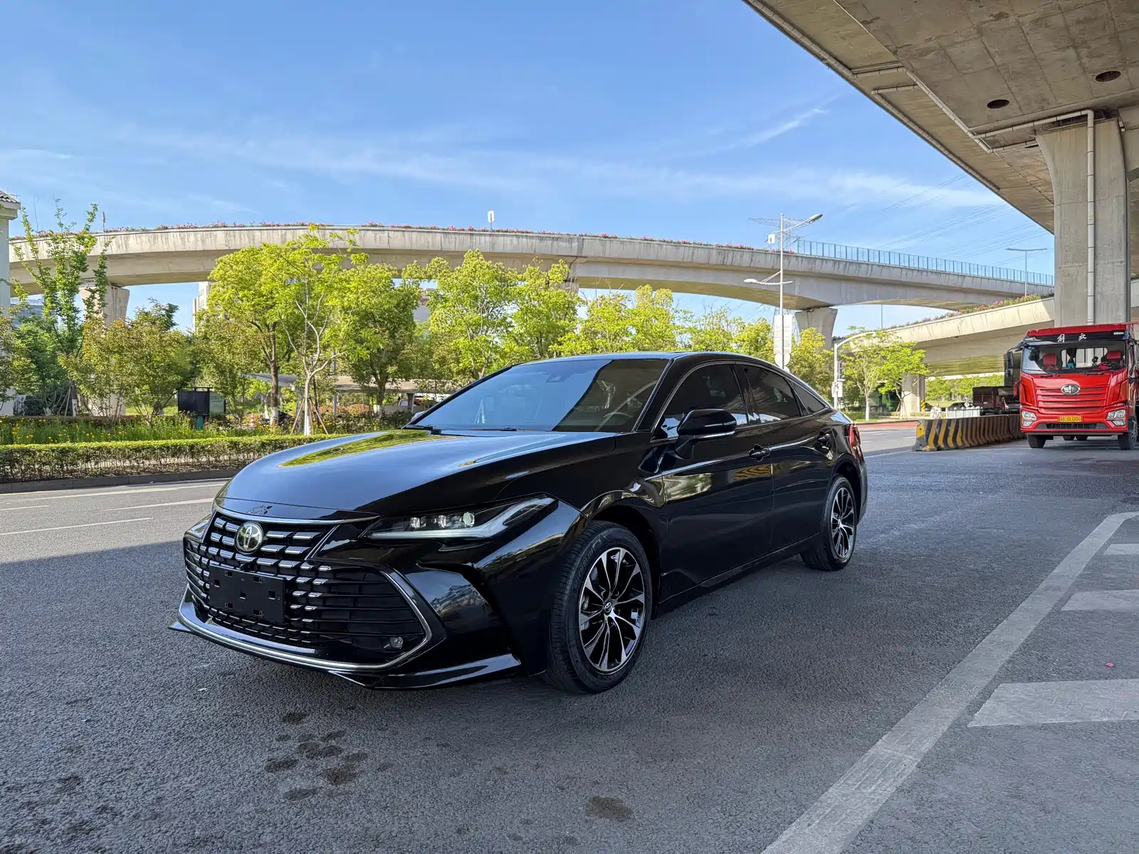 TOYOTA AVALON 2023