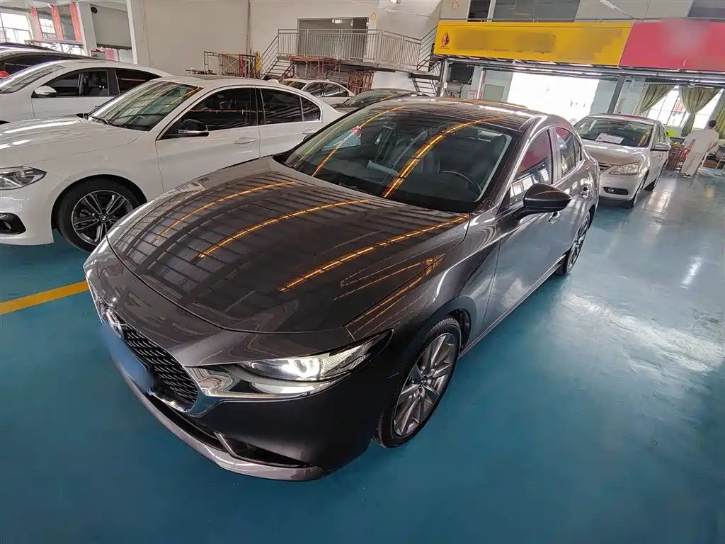 MAZDA 3 AXELA 2021