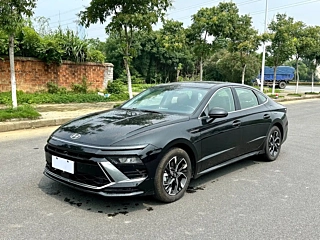 Заказать HYUNDAI SONATA