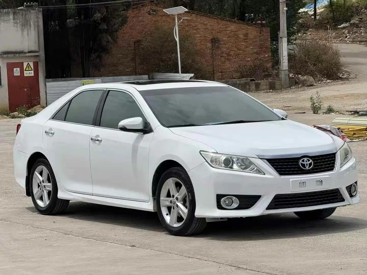 TOYOTA CAMRY 2012