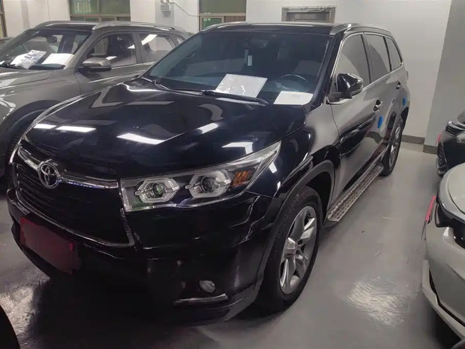 TOYOTA HIGHLANDER 2015