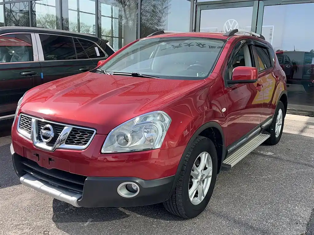 NISSAN QASHQAI 2012