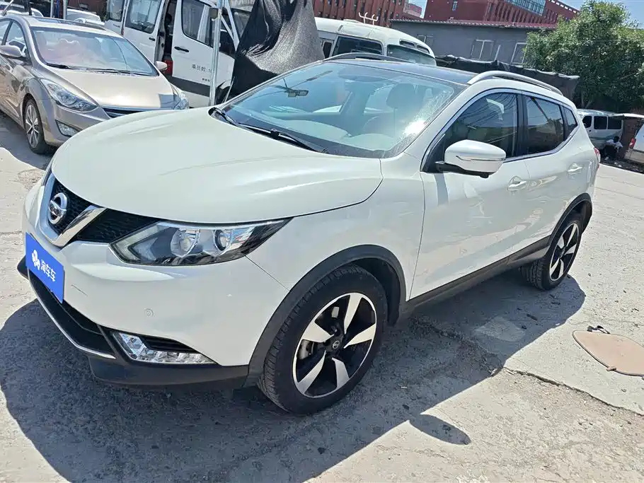 NISSAN QASHQAI 2017