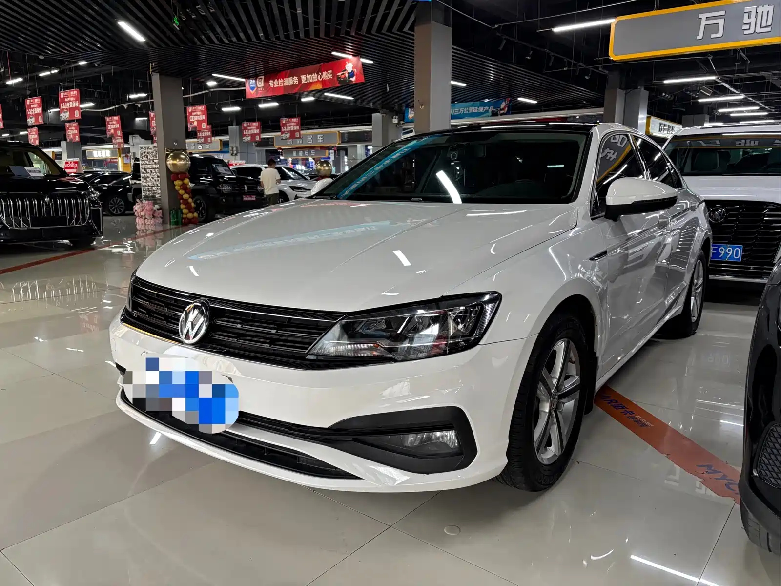 VOLKSWAGEN LAMANDO 2019