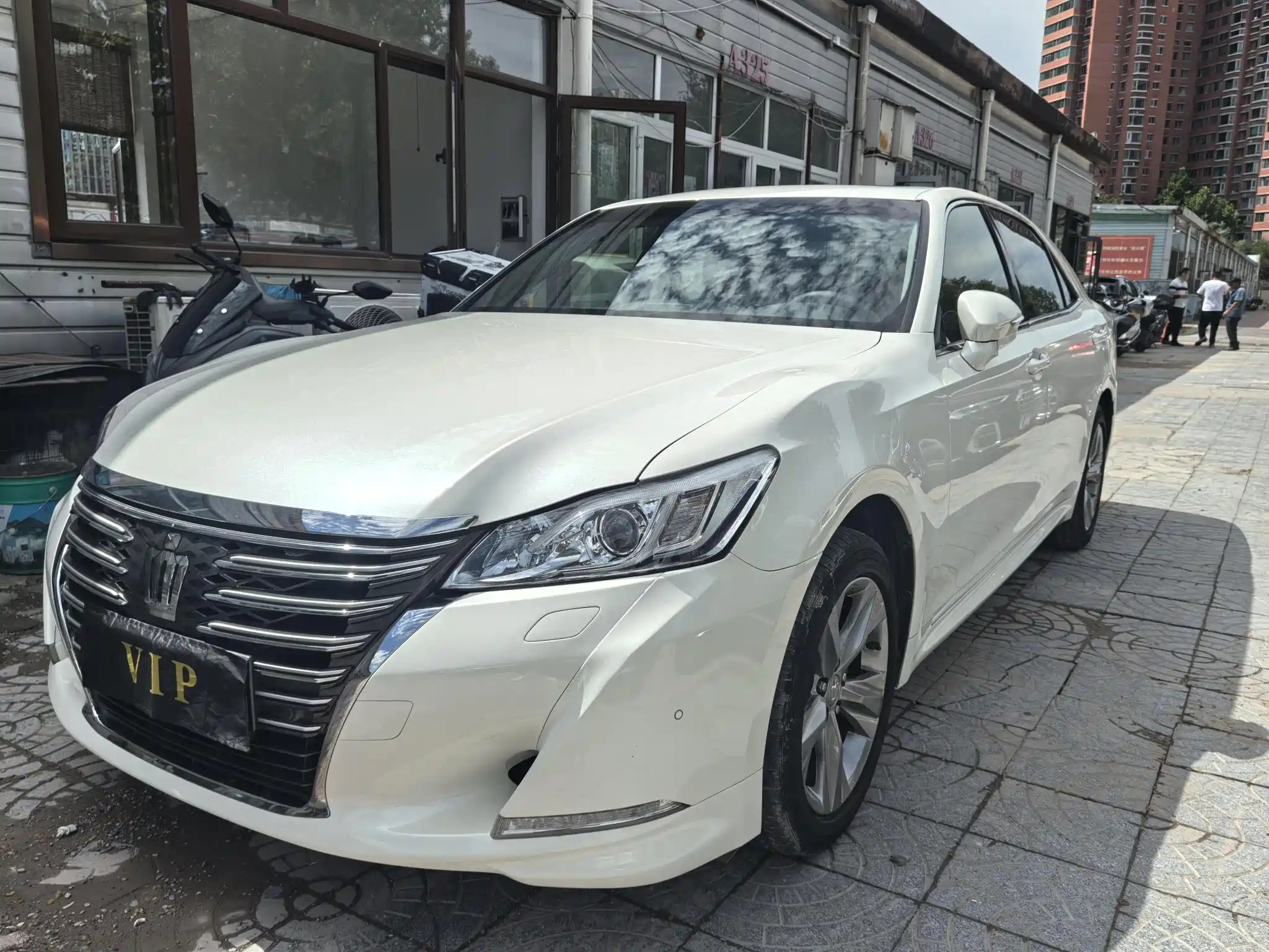 TOYOTA CROWN 2015