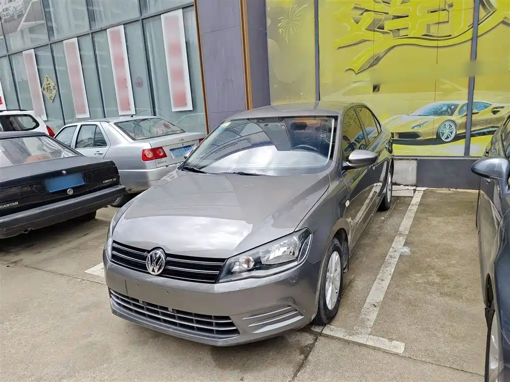 VOLKSWAGEN JETTA 2015