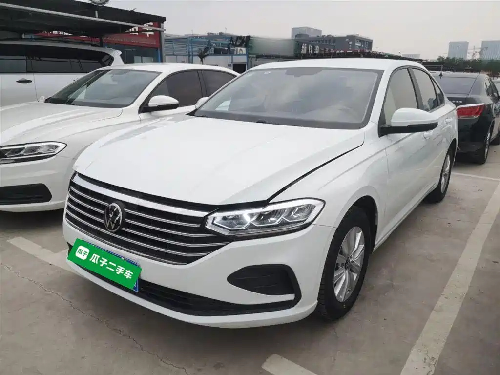 VOLKSWAGEN LAVIDA 2023