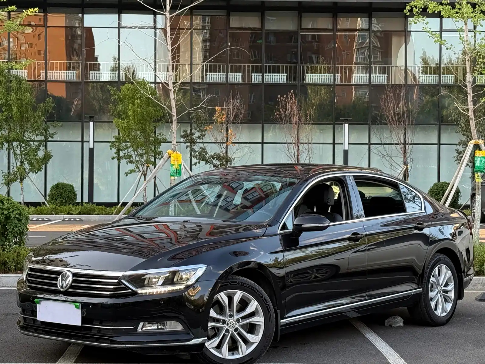 VOLKSWAGEN MAGOTAN 2019