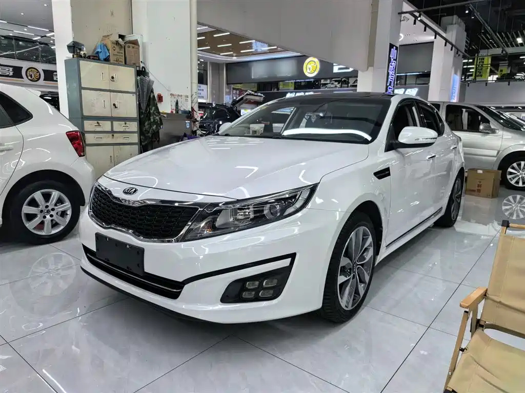 KIA K5