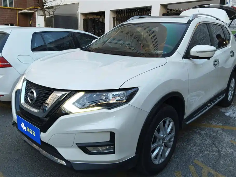 NISSAN X-TRAIL 2017