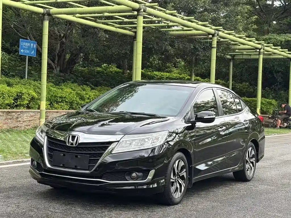 HONDA CRIDER 2016