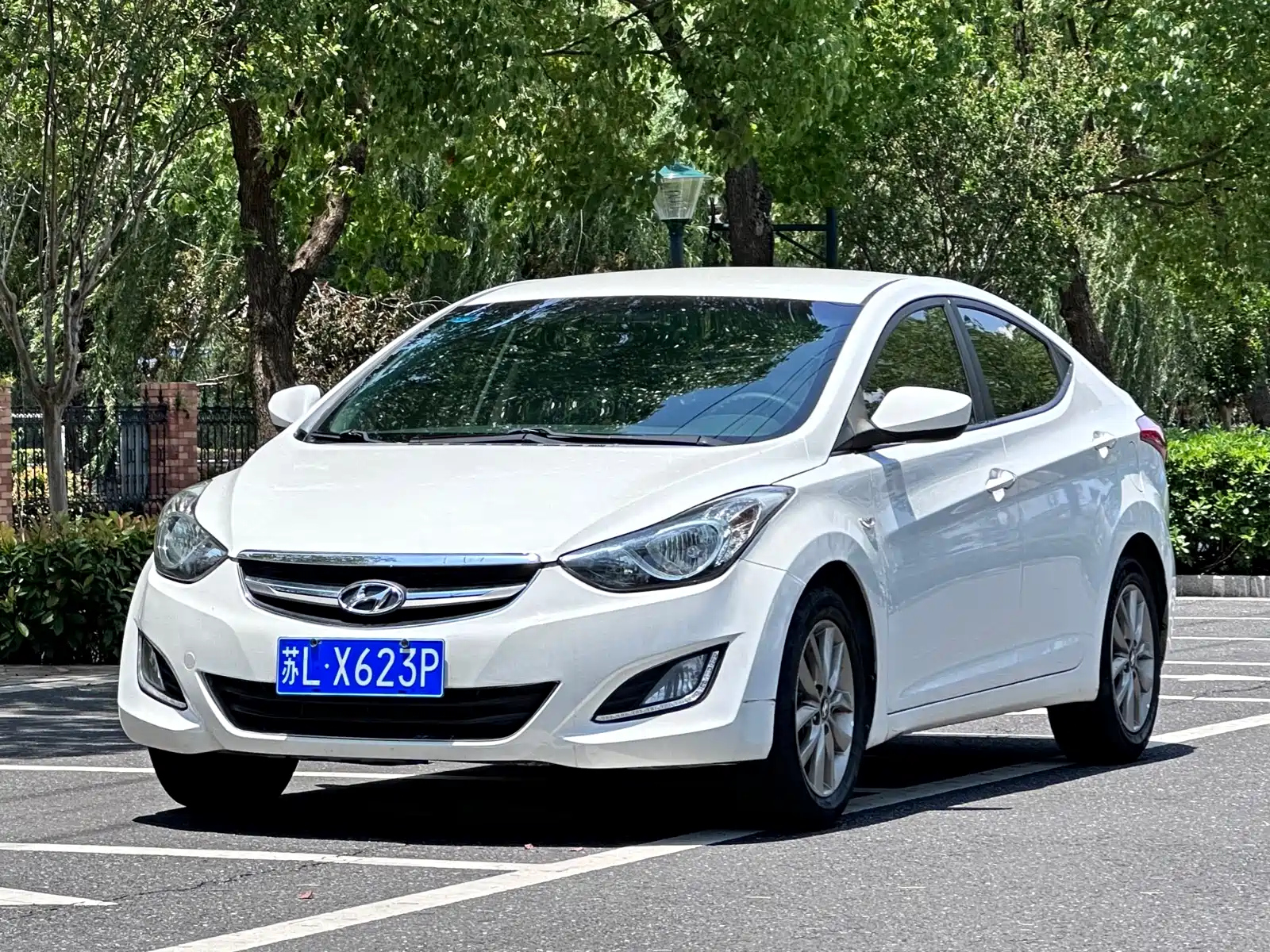 HYUNDAI ELANTRA 2015