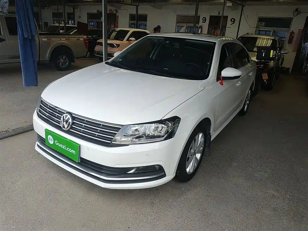 VOLKSWAGEN LAVIDA 2017