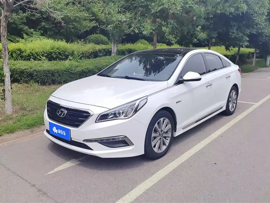 HYUNDAI SONATA 2015