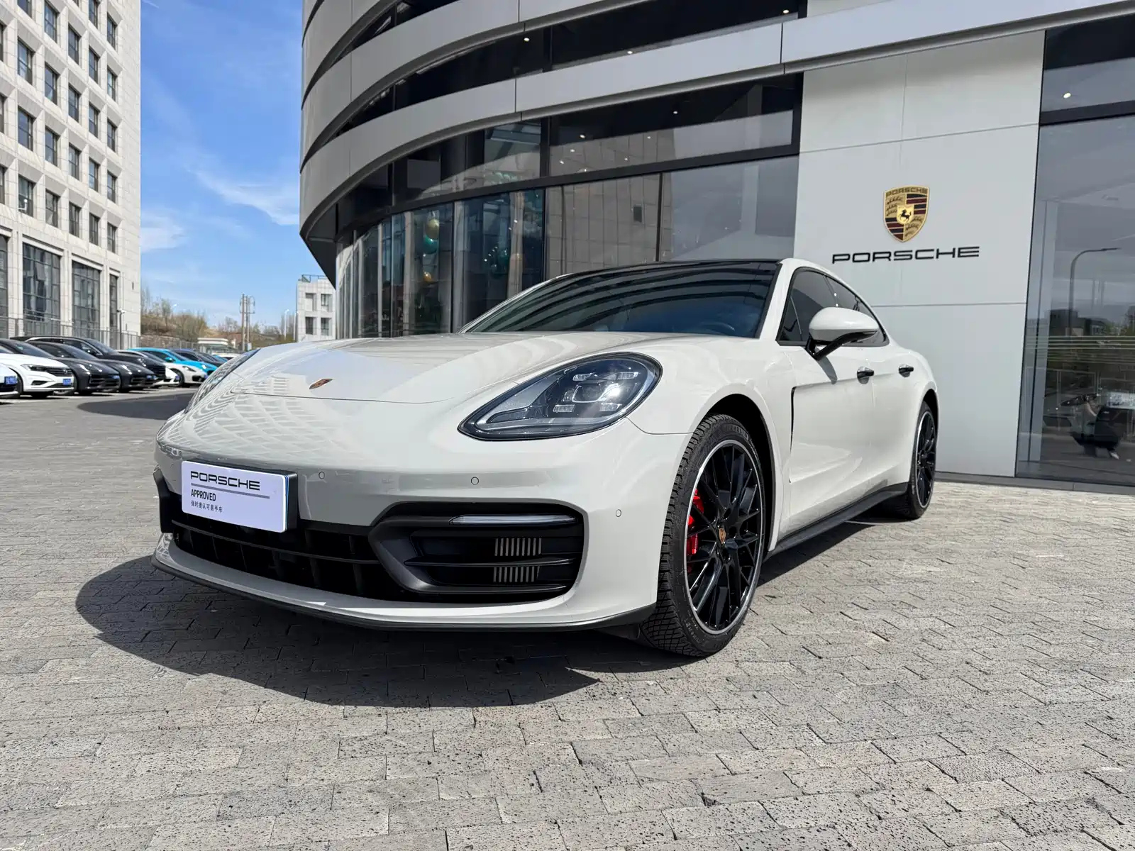 PORSCHE PANAMERA