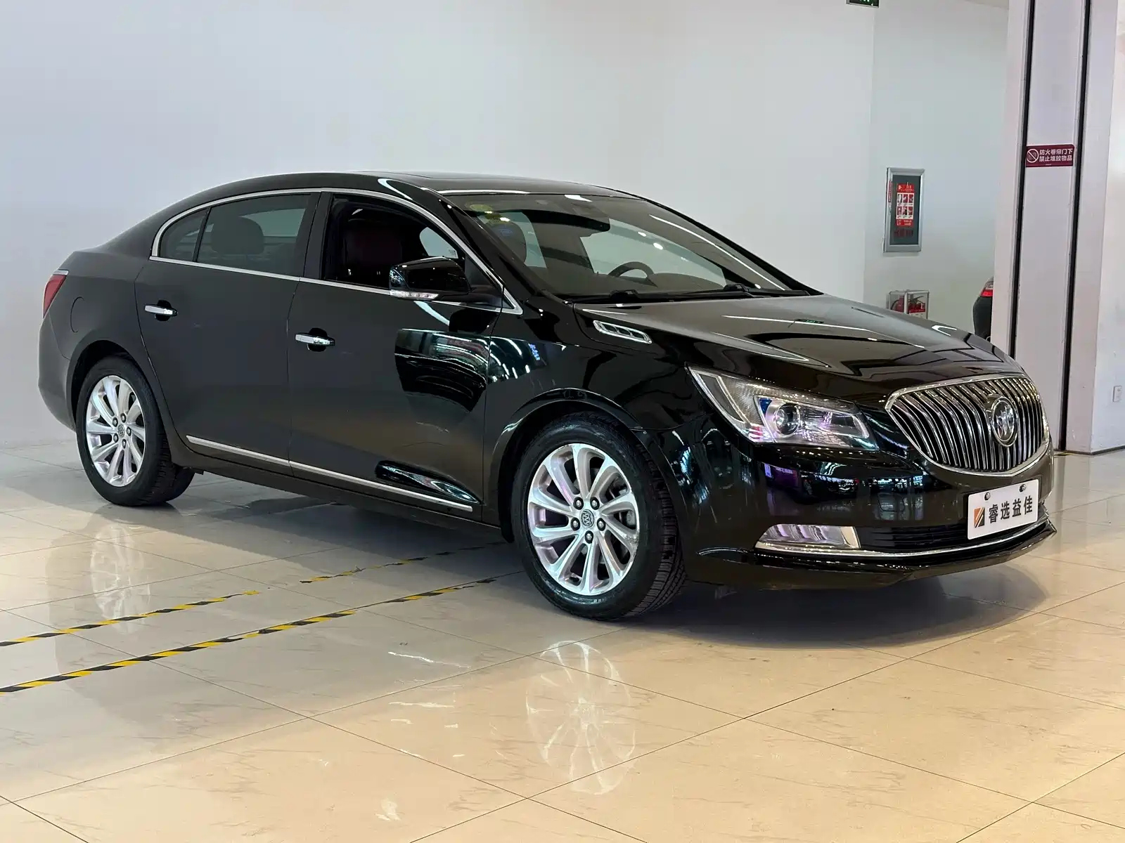 BUICK LACROSSE 2013
