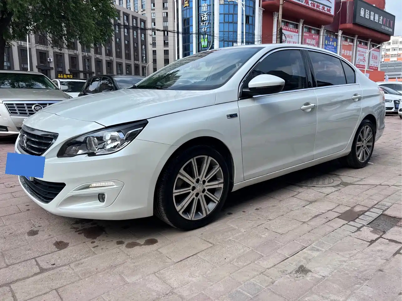 PEUGEOT 408 2016