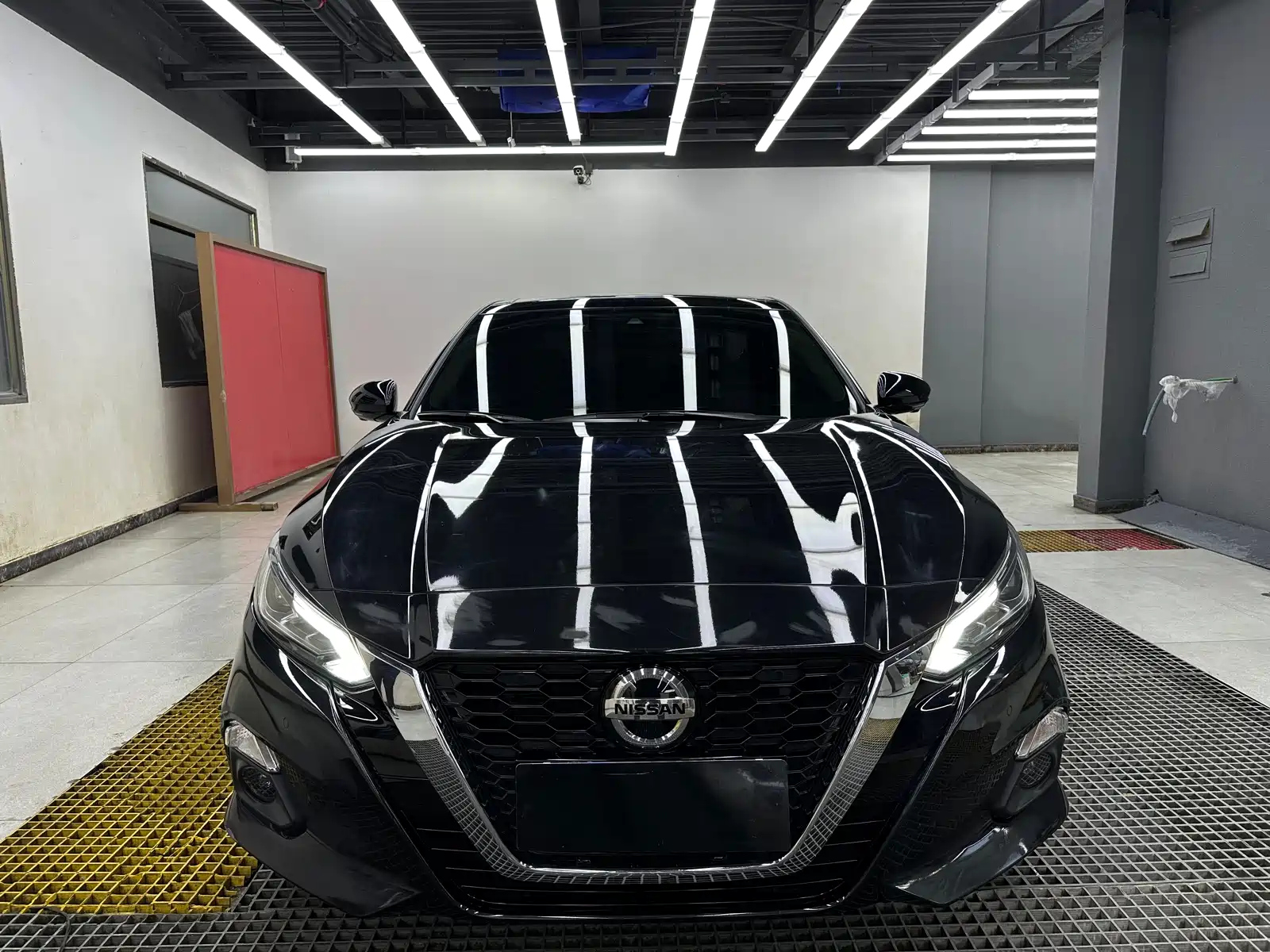 NISSAN TEANA 2021