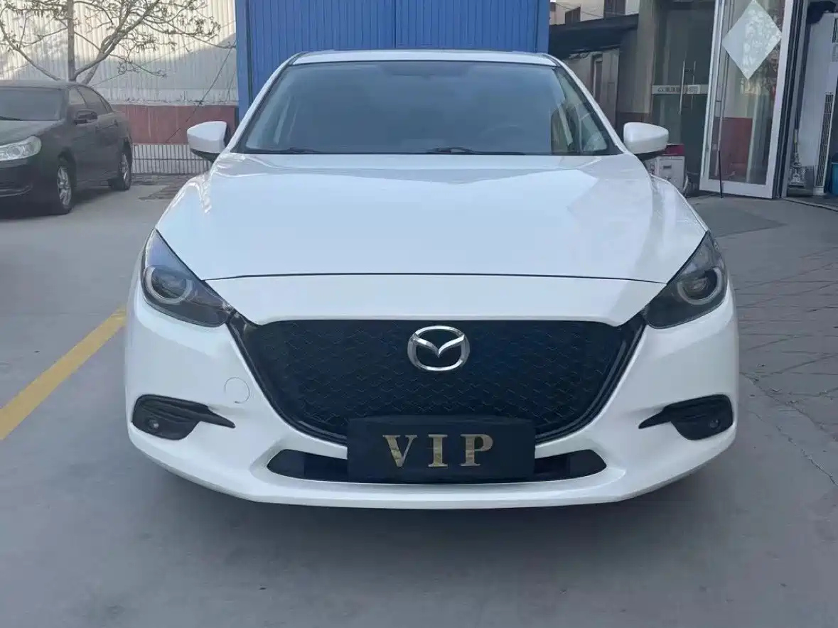 MAZDA 3 AXELA 2017