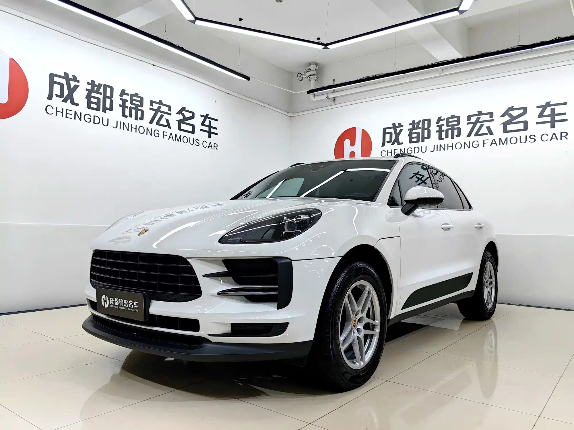 PORSCHE MACAN 2021