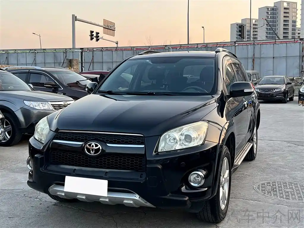 TOYOTA RAV4 RONGFANG 2012