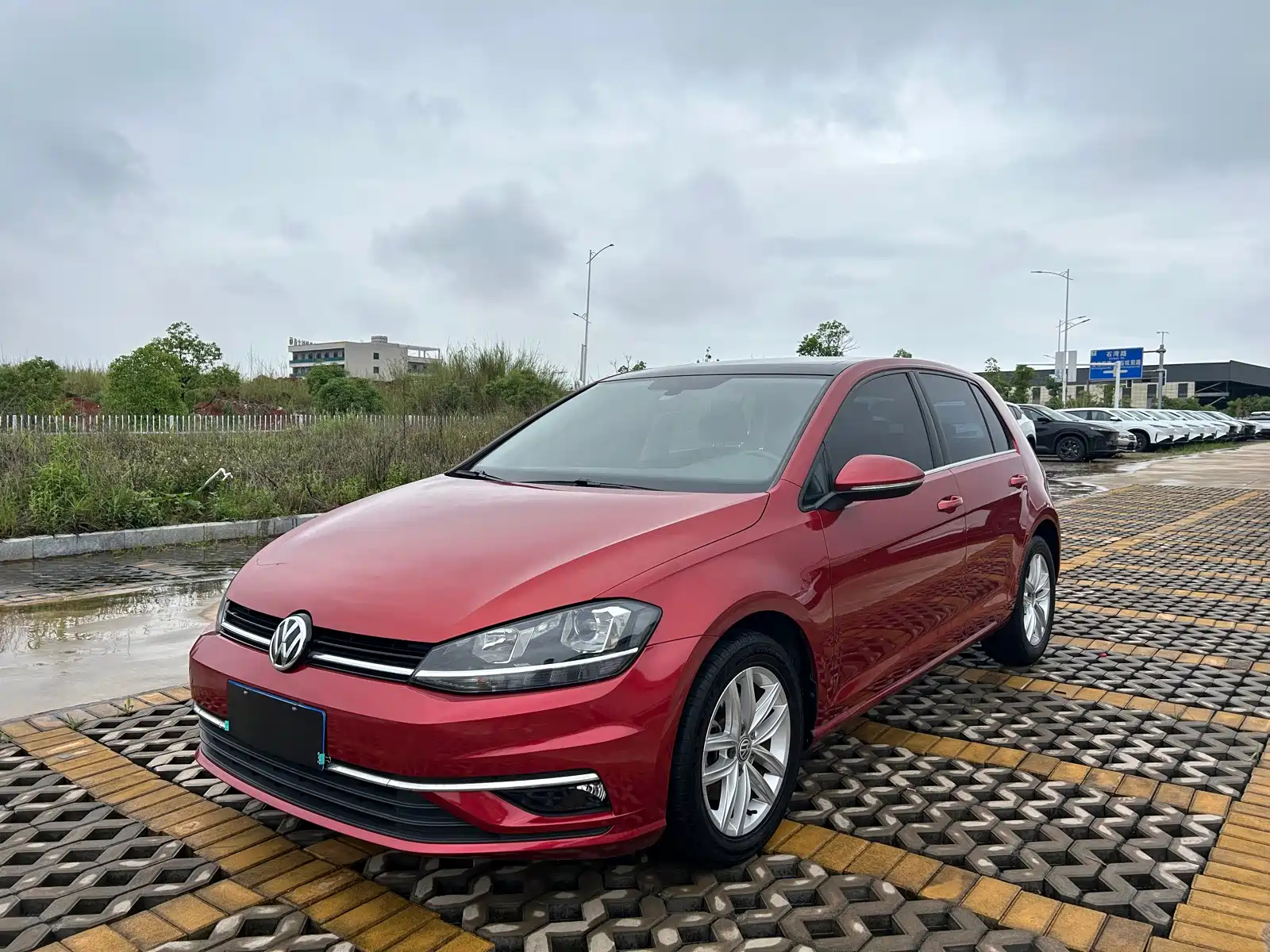 VOLKSWAGEN GOLF 2019
