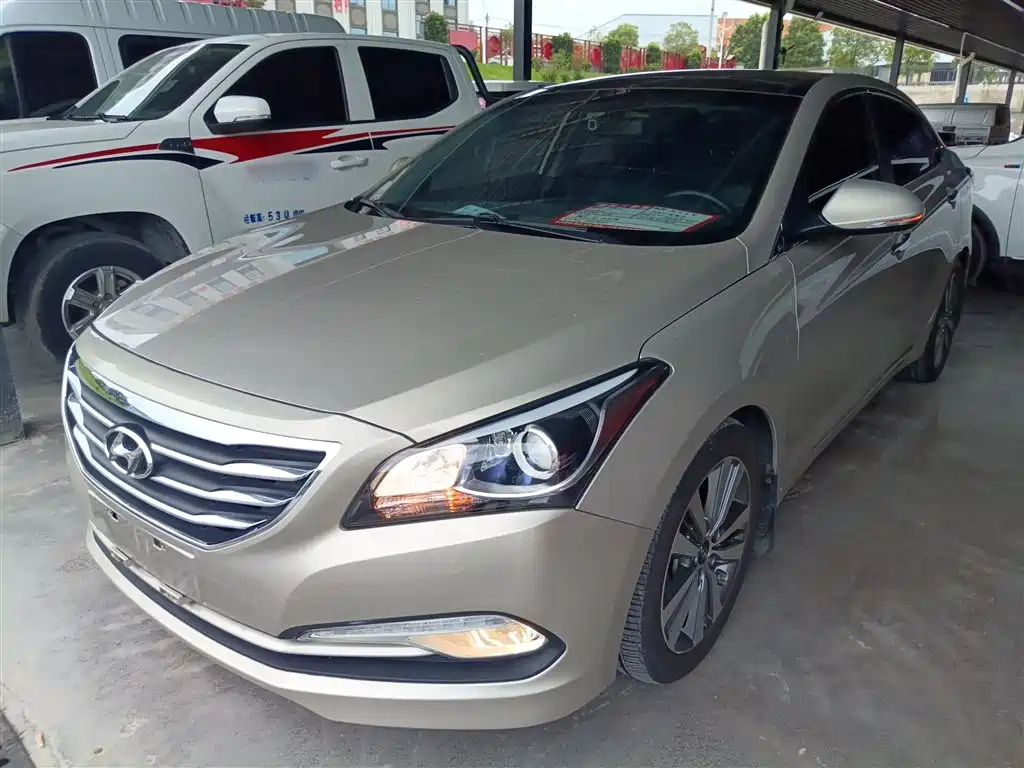 HYUNDAI MISTRA 2016