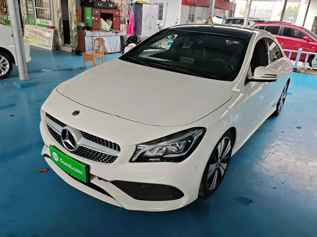 MERCEDES BENZ CLA 2019