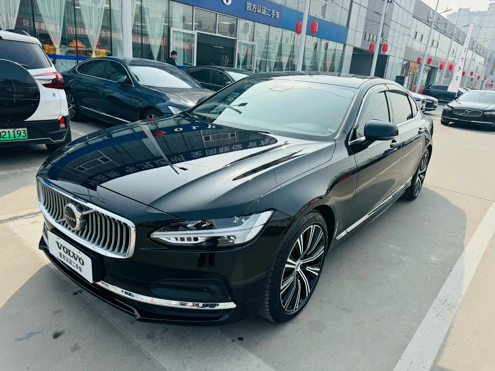 VOLVO S90 2024