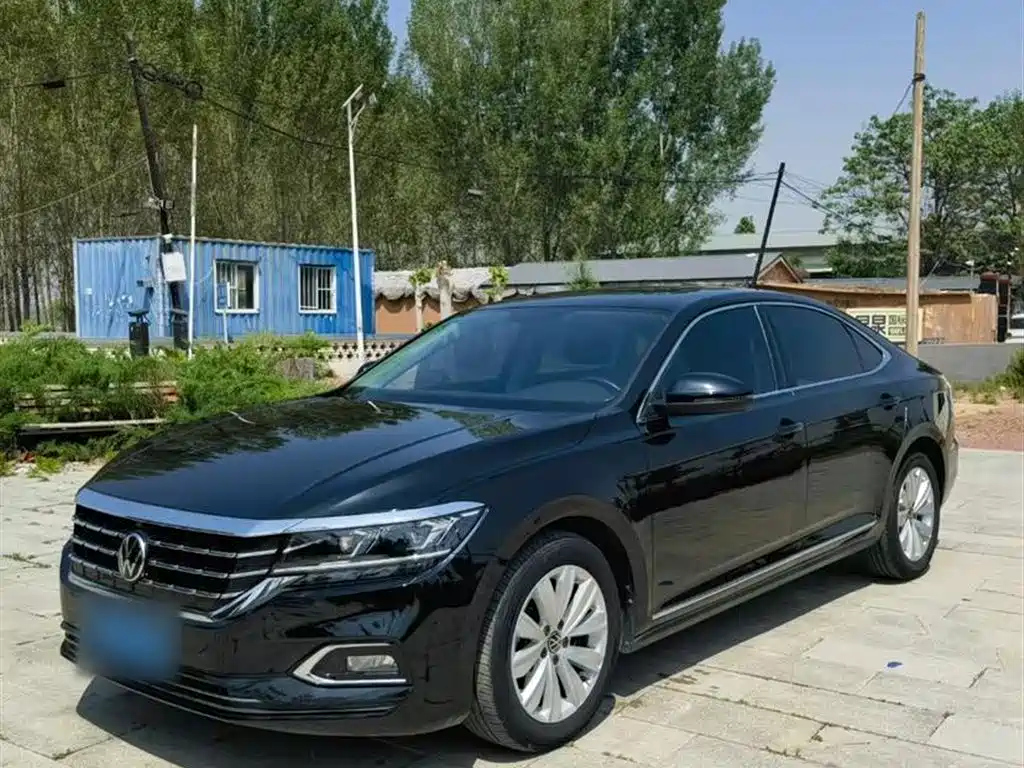 VOLKSWAGEN PASSAT 2020