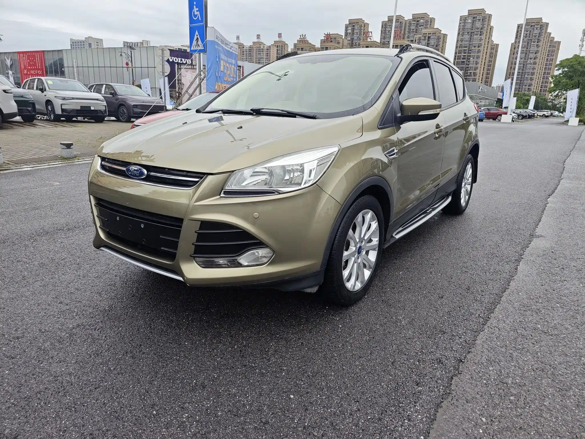 FORD ESCAPE 2013
