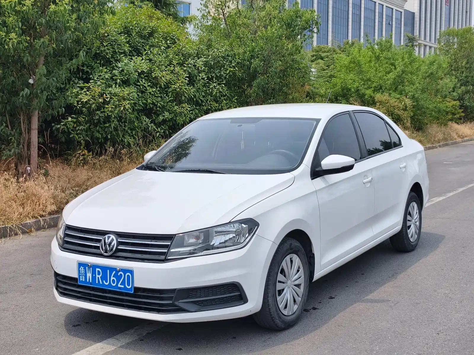 VOLKSWAGEN SANTANA