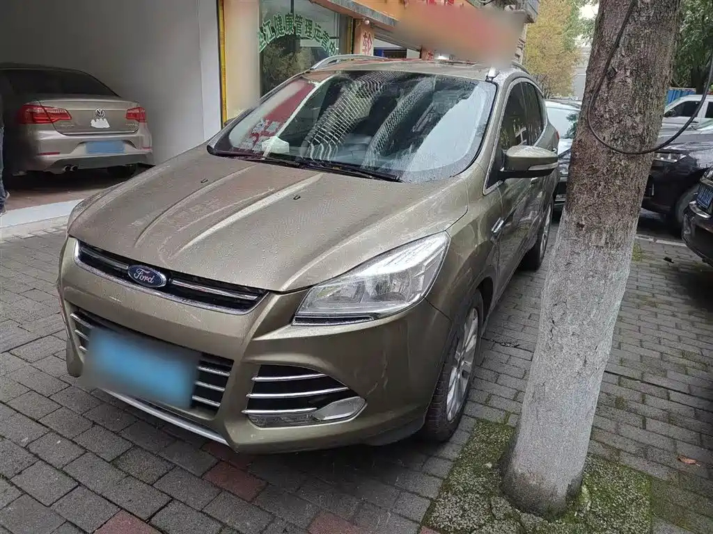 FORD ESCAPE 2015