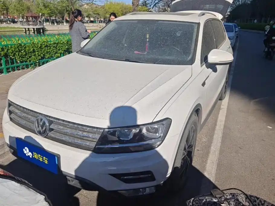 VOLKSWAGEN TIGUAN L 2019