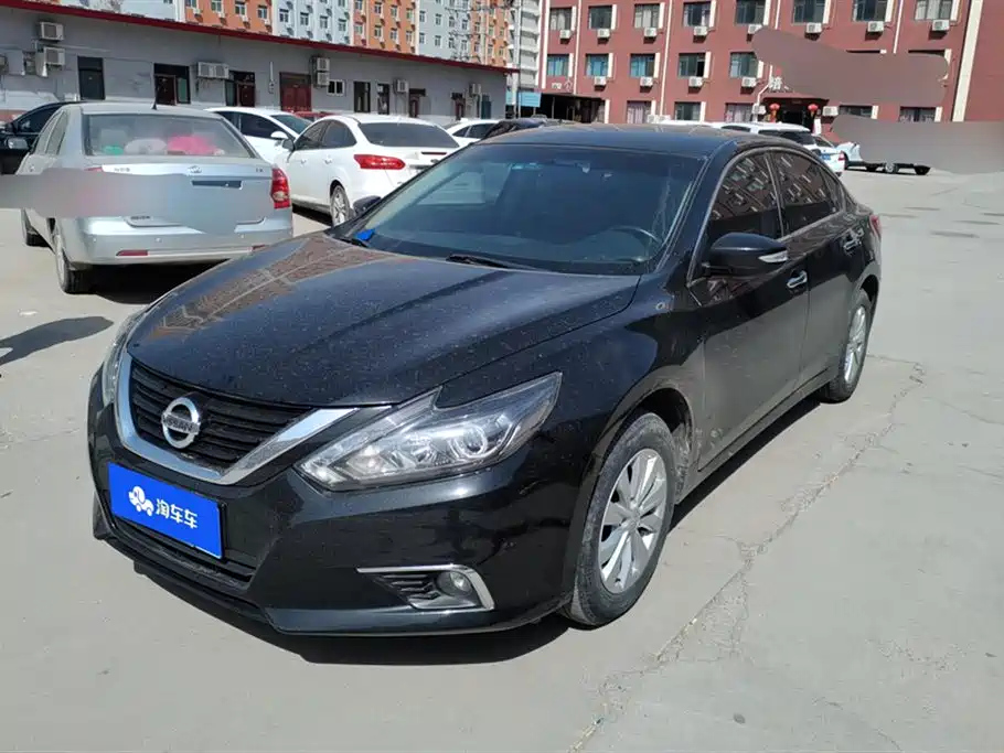 NISSAN TEANA 2016