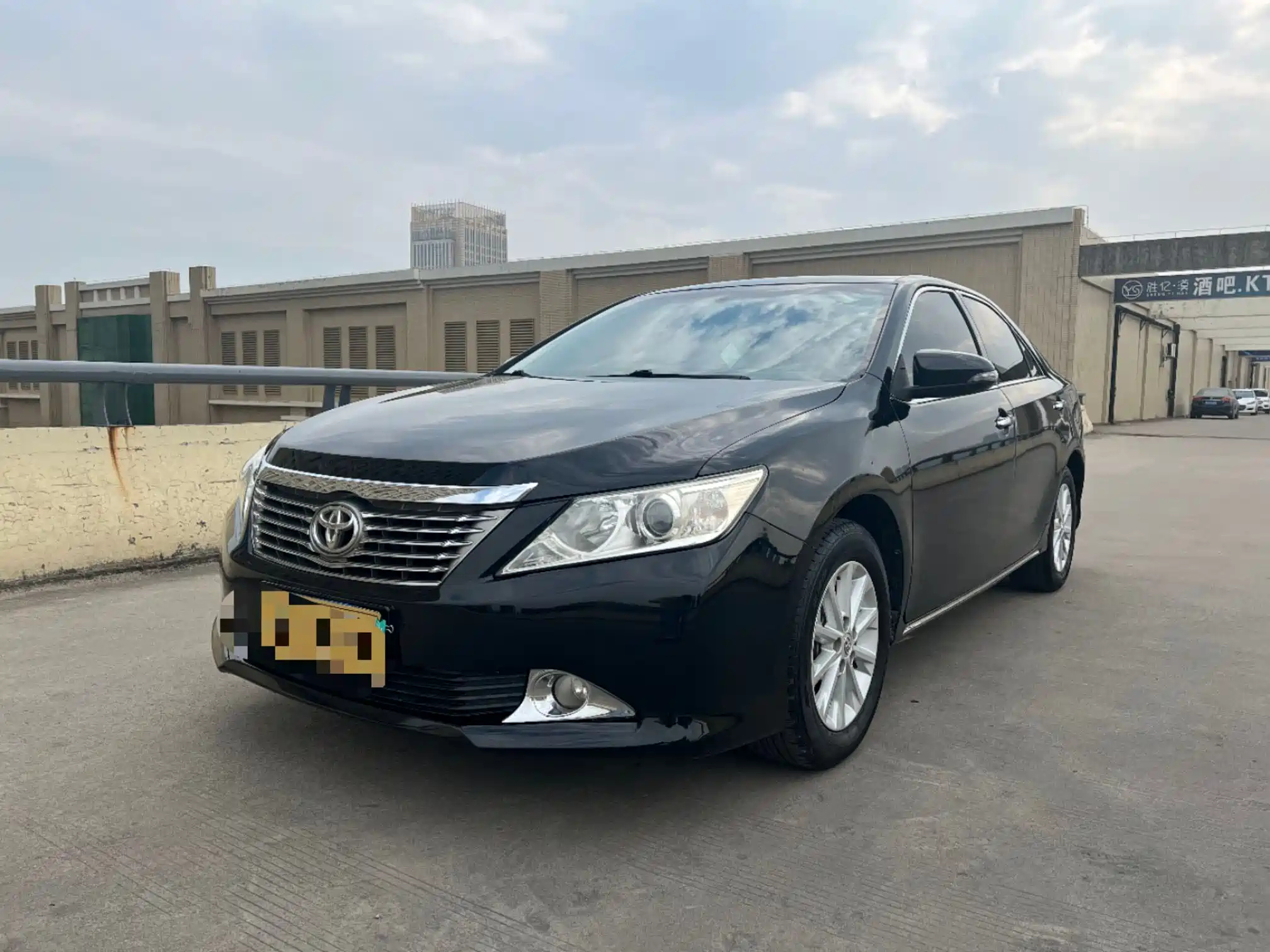 TOYOTA CAMRY 2013